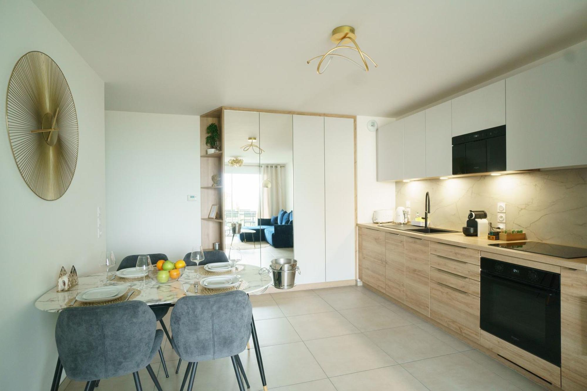 Royal Park Lake View Apartment Évian-les-Bains Eksteriør billede